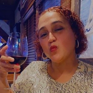 Meet your Posher, Roslyn